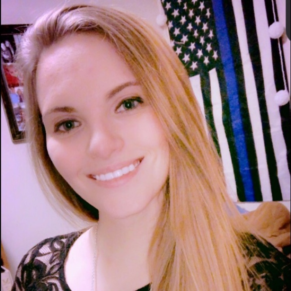 Meet your Posher, Emma